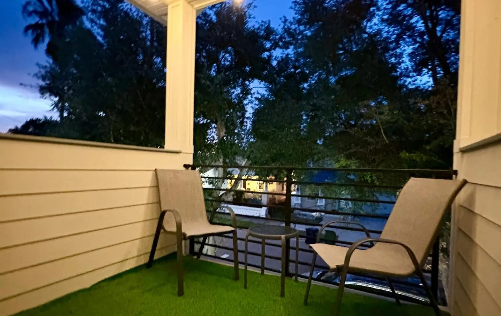 Spacious Modern 5-Bedroom House, Close To Downtown טאמפה 0*,  ארצות הברית